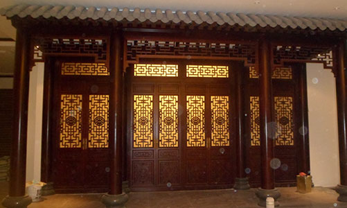 柳州传统仿古门窗浮雕技术制作方法